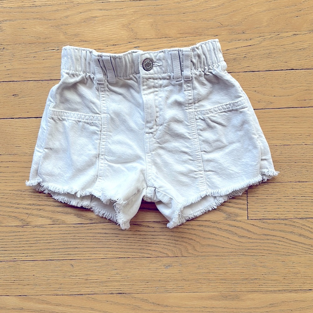 Zara Girls Size 7 Bone/Light Cream White.  Like New!